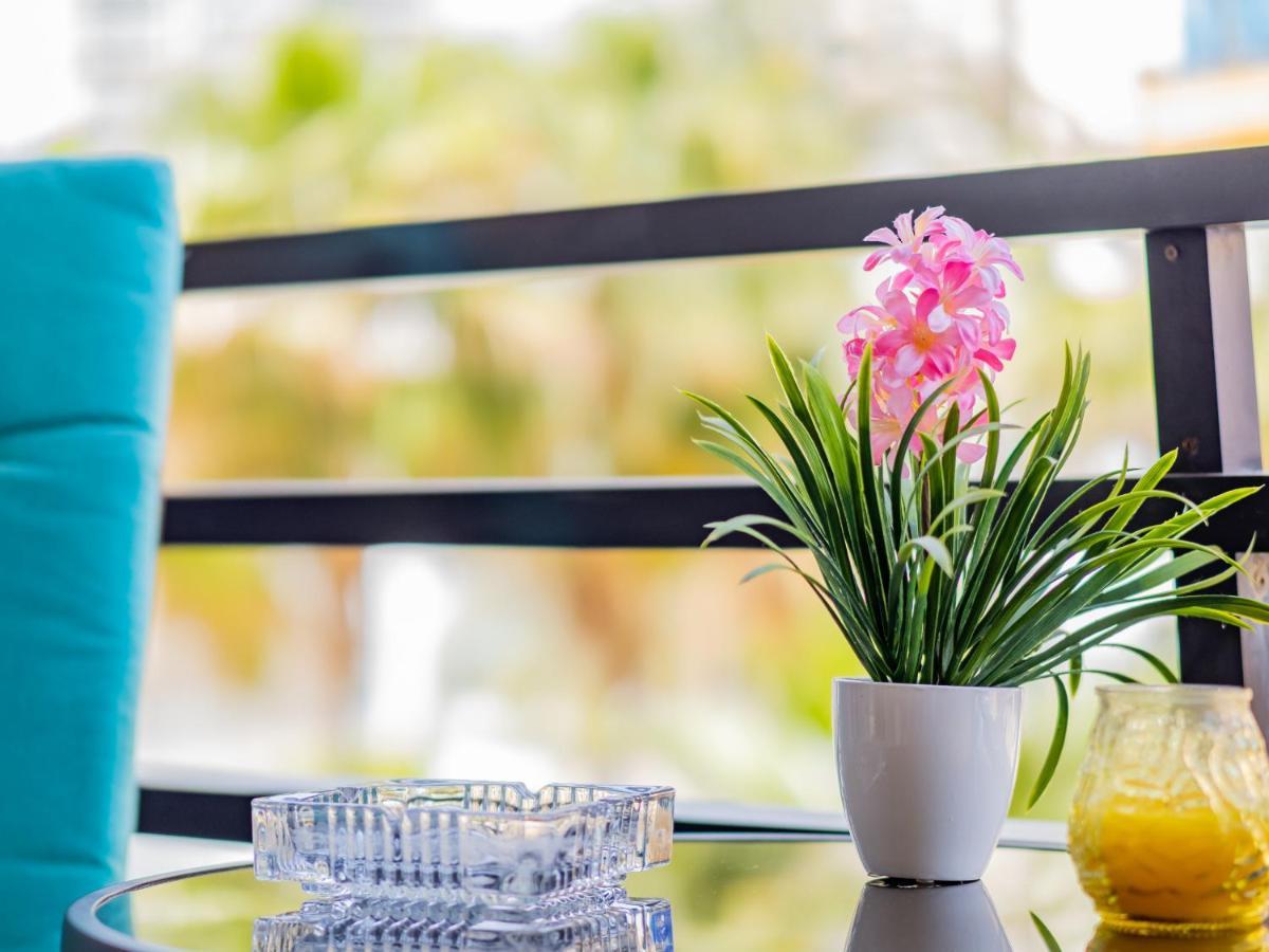 Cubo'S Apartamento Perla Del Sol Rosa Torremolinos Extérieur photo